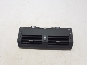 Land Rover Defender II (2019–2026) Dashboard air vent grilles L8B201820AFW - 2