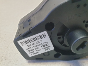 AUDI A4 B8 (2007–2016) Headlight switch 8K0941531B - 3