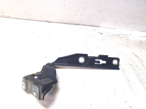 Hood hinge - 8K0823301C