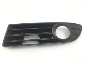 Front bumper lower grille - 6Q0853665E