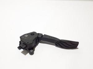 Accelerator pedal - 180025MZ0B