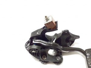 RENAULT Megane E-Tech CMF-EV (2022–2026) Brake pedal 465015MP0A - 2