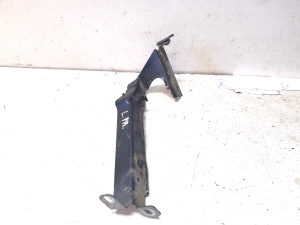AUDI A4 B8 (2007–2016) Front fender bracket 8K0821135B - 2