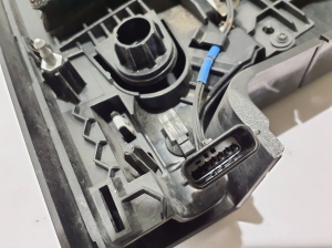 Land Rover Defender II (2019–2026) Eckleuchte hinten L8B213404A - 6