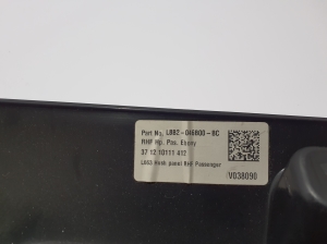 Land Rover Defender II (2019–2026) Dashboard trim L8B2046B00BC - 2