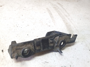 AUDI A4 B8 (2007–2016) Front bumper bracket 8K0807284 - 3