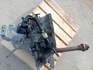 Mazda 3 (2003–2009) Getriebe AV6R7002GF - 3