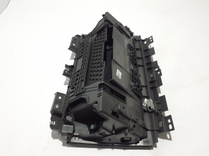Land Rover Defender II (2019–2026) Glove box L8B2060K63A - 6