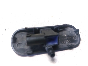AUDI A4 B8 (2007–2016) Windshield washer nozzle 8T0955987B - 2