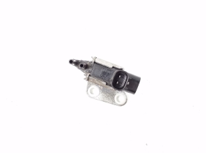 Mitsubishi Outlander (2012–2021) Solenoid 8657A077 - 3