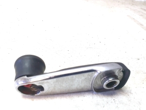 Mercedes Benz E-Class W124 (1985–1995) Front door window crank handle 2017680136 - 3
