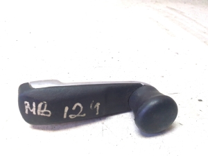 Mercedes Benz E-Class W124 (1985–1995) Front door window crank handle 2017680136 - 4