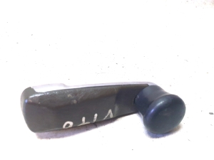 Mercedes Benz E-Class W124 (1985–1995) Front door window crank handle 2017680136 - 3