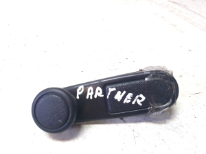 Front door window crank handle - 92538509