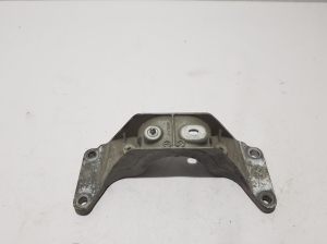   Other bracket  - L8B24A315AA 