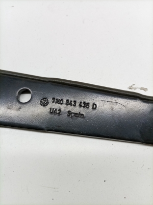 Volkswagen Sharan (2010–2026) Rear side door upper hinge 7N0843436 - 3