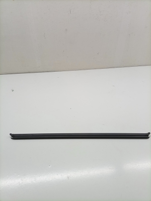   Liugukse tihend  - 7N0843695 