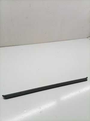 Volkswagen Sharan (2010–2026) Schiebetürdichtung 7N0843695 - 4