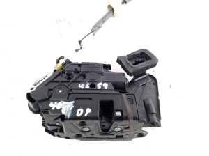 Volkswagen Golf VII (2012–2026) Front door lock 5K1837016E - 3