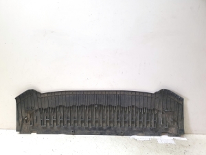 AUDI A4 B8 (2007–2016) Unterbodenschutz 8K0807233 - 2