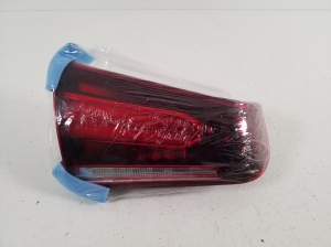 Mercedes Benz A-Class 177 (2018–2026) Tagatuli tagaluugil A1779063901 - 2