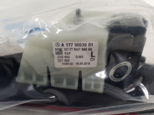 Mercedes Benz A-Class 177 (2018–2026) Tagatuli tagaluugil A1779063901 - 4