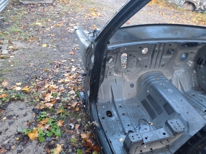 Land Rover Defender II (2019–2026) Eesmine tugijalg L8B25008AA - 5