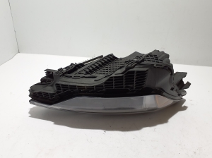 Polestar 2 II (2021–2026) Esituli 32337611 - 3