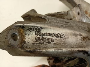 AUDI A4 B8 (2007–2016) Motorhalter 00057325 - 2