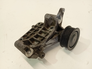 AUDI A4 B8 (2007–2016) Lichtmaschinenhalter 059903143s - 3