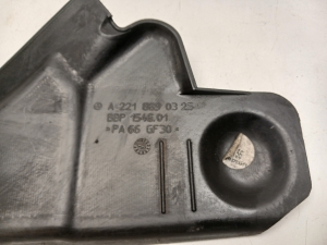 Mercedes Benz S-Class 221 (2005–2013) Esiporitiiva muu osa A2218890325 - 4