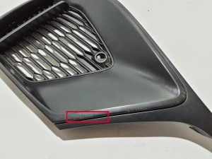 AUDI Q8 (2018–2026) Front bumper lower grille 4M8807681A - 3