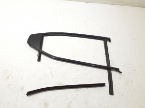 Tagumise küljeukse tihend uksel - 31662551