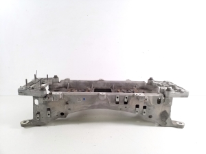 Engine bracket - LJ986F065AD