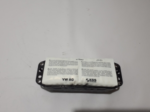 Kaassõitja turvapadi armatuurlauas - 4M8880204E