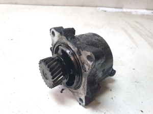 Isuzu Trooper (1991–2002) Vacuum pump - 2