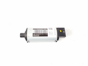 Front seat motor