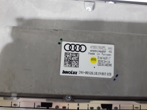 AUDI Q8 (2018–2026) Ekrāns 4M8919605L - 5