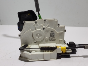 AUDI Q8 (2018–2026) Front door lock 4K1837016L - 3