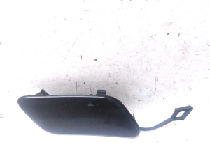 Front bumper tow hook cover - A1698851522