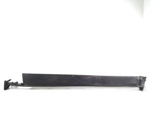   Exterior sill trim  - LJ8BR10155AAW 