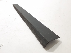 Polestar 2 II (2021–2026) Esiukse liist 31672655 - 2