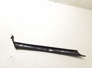 Polestar 2 II (2021–2026) Windshield pillar outer molding 31672586 - 3