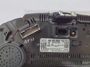 AUDI Q8 (2018–2026) Instrument cluster 4K0920890B - 2