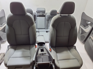 Polestar 2 II (2021–2026) Salons un tā detaļas - 3