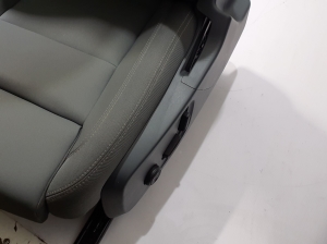 Polestar 2 II (2021–2026) Salons un tā detaļas - 6