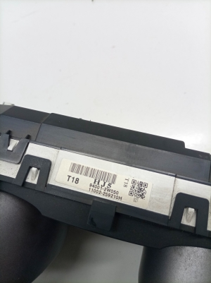 Hyundai Santa Fe (2012–2018) Instrument cluster 940012W050 - 2