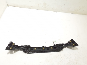 Polestar 2 II (2021–2026) Rear bumper bracket 32259055 - 2
