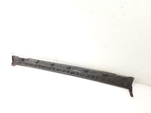 Polestar 2 II (2021–2026) Karbi välimine ilupaneel 31672589 - 2