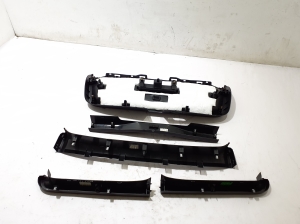 Trunk lid trim panel - 31693095